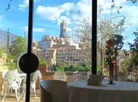 依波娜坎伯吉奥瑞拉斯酒店，位于锡耶纳的酒店