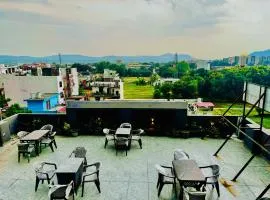 Sitara Premium Hotel Aura, Haridwar