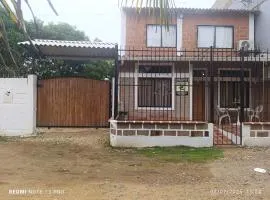 Cabaña frente al mar