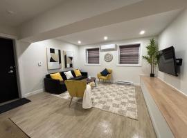 Stylish Condo AC Wi-Fi Westmount Smart TV，位于蒙特利尔的酒店