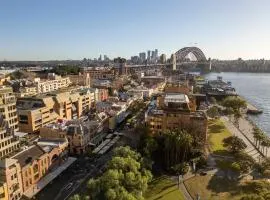 The Russell Boutique Hotel