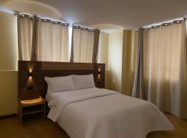 Hotel Suyusama，位于伊皮亚莱斯的酒店