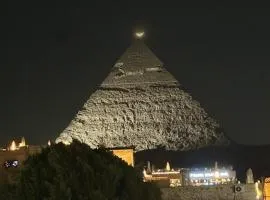 Apex Pyramids View Inn