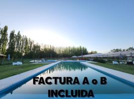 Casa de Campo Flor Dorada，位于岑特纳里奥的酒店