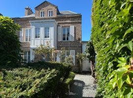 Villa La Renaissance - Etretat，位于埃特勒塔的酒店
