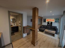 Petit cocon cosy entre lac et montagnes，位于马尔比伊松的酒店