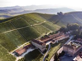Villaggio Narrante - Foresteria delle Vigne，位于塞拉伦加达尔巴的酒店
