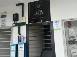 Ab rich Amore Hotel，位于雪邦吉隆坡国际机场 - KUL附近的酒店