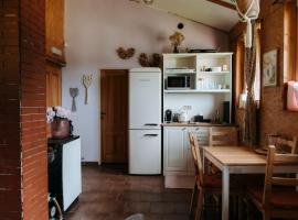 Apartmán na Ranči pod Lovošem，位于Velemín的酒店