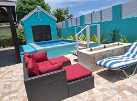 BLR Villas Dover Beach，位于基督教堂市的酒店