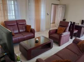 Résidence hôtel kounaf -groupp，位于Parakou的酒店