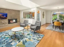 Mid century modern air conditioned retreat with expansive garden