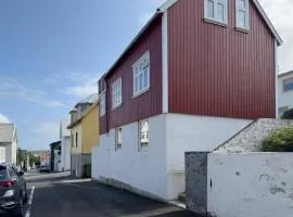 New And Central Apartment