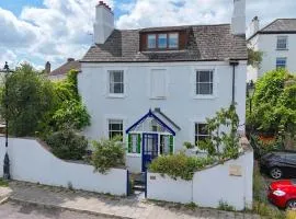 Devon, Sleeps 5, beaches, dog friendly, log burner