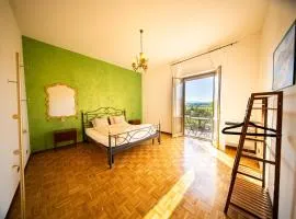 Cozy Room with Balcony, Ping Pong & Billiard Table