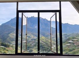Highland Homestay Kundasang，位于拉瑙的酒店