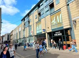2-Bed Flat in York City Centre - Walk to Everything