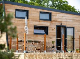 La Tiny House des Vignes du Château de Vauclaire，位于Meyrargues的酒店