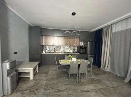 Family House，位于埃里温的酒店
