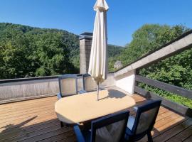 Vressence，位于瑟穆瓦河畔夫雷斯的酒店