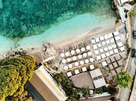 Hotel Platinium Dhermi，位于德尔米的酒店