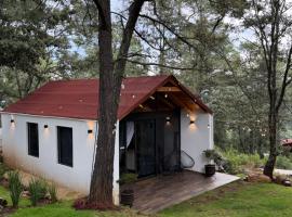 Cabaña Romántica con Tina para Parejas，位于马萨米特拉的酒店