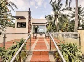 Rosal House - Beachfront for 12 Pax in Lemery Batangas