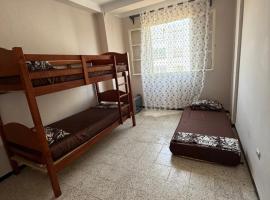 Appartement F3 à Bejaia，位于贝贾亚的酒店