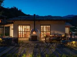 Jiuzhaigou Valley Abluzi B&B-Free shuttle service to Jiuzhaigou Scenic Area