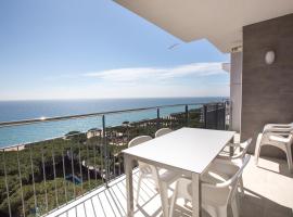 Apartamentos Blanes-Condal Costa Brava，位于布拉内斯的酒店