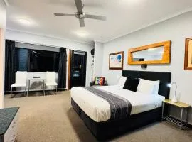 The Rocks Motel
