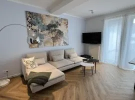 discovAIR - Zentral & Modern, inklusive Parkplatz, große Terrasse, 3 Schlafzimmer & Netflix & mehr