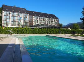 Lyra Hotel Plitvice，位于Ličko Petrovo Selo的宠物友好酒店