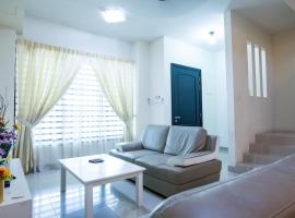 Spacious 4BR Double Storey Home Balik Pulau，位于浮罗山背的酒店