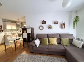 El Tozal, c&aacute;lido, petfriendly con garaje，位于伊斯卡日拉的豪华酒店