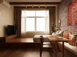 KOREAN Vibe in Heart of Hanoi-Jacuzzi-Free Laundry-Early Checkin UNIQUE Apartment