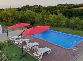 Vikendica Hangover，位于Gradačac的酒店