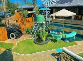 Bosveld In Die Stad Lodge