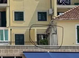 Tivat Private, Digital Detox, No TV, No WIFI