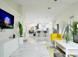 The Four at Bartow, 4BR Retreat，位于巴托的酒店