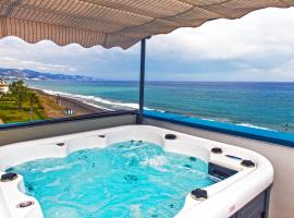 The Beach Penthouse，位于托罗克斯科斯塔的酒店