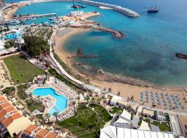 MyroAndrou Beach Hotel Apartments，位于普罗塔拉斯的酒店