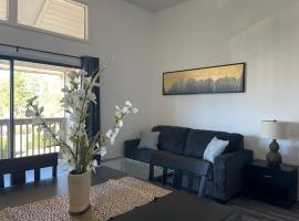 LR Little River lovely 1 bedroom condo with pool，位于利特尔里弗的酒店
