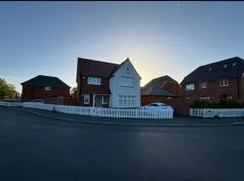 24 Dixon Road