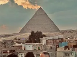 Happy stay Pyramids view