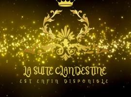 La suite clandestine，位于Trouillas的酒店