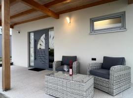 Bungalov SOLARIS - Kuchařovice u Znojma，位于Kuchařovice的酒店