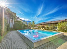 Miralago Lakeview Morcote With Pool - Happy Rentals，位于莫尔科泰的酒店