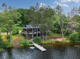 Butterfly Lake House | Cozy & Peaceful Stay，位于卡灵港的酒店