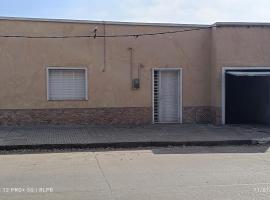 Casa proxima a zona comercial，位于里韦拉的酒店